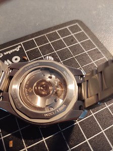 Tool to open this type of case back?