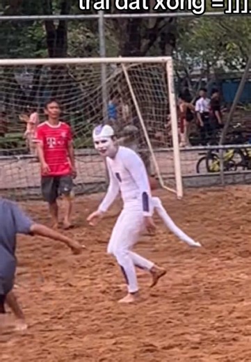 Giải cứu Trái Đất với Frieza: Một câu chuyện Cosplay
