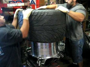 Tire Install Mickey Thompson 33X22X20 onto a 20X15 Intro Twisted Vista Rim