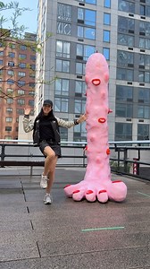 Not sure how I feel about this new High Line art piece, but it did made me laugh lol 👅 #highline #nycart #nycfashion #entertainmentnews | New York Mickey