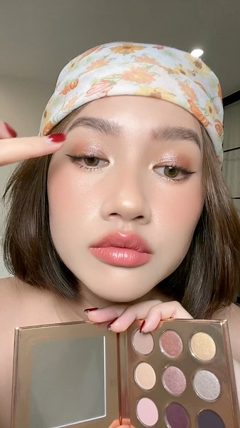 170K views · 3.5K reactions | เอาจริงนะ!! ต้องมีอะพาเลท MAC คอลลิมิเต็ด ALADDIN สีสวยแกรม ใช้นิ้วเกลี่ยๆ จบ!! สวยวิ้งตาแตก แปะพิกัดให้ในคอมเม้นน้าาา | Review girls | Facebook