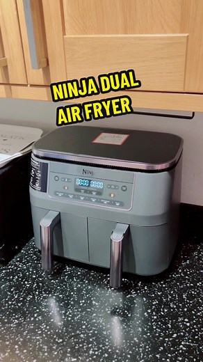 The Ninja dual air fryer has had a makeover and is on sale #ninjadualairfryer #ninjaairfryer #ninjadualbasketairfryer #airfryer #tiktokmademebuyit
