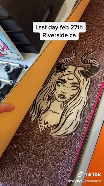 #skateordie#skate#skateshop#skatepark#skatetok#griptok#usa#fypp#skateboard#skateboarding#anime#hellokitty#hxh#mall#ie#usa#global#sk8#skatelife#viral#s