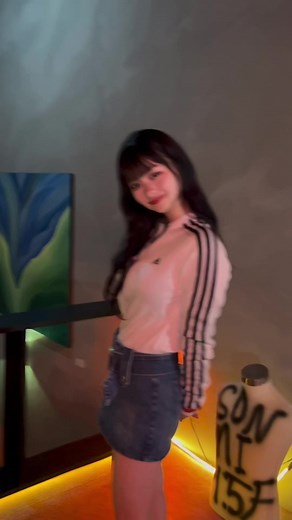 最新のスポーツ系ファッション：adidasとNIKEのコーデ