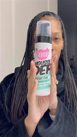 Using ‘ The Doux Mousse DEF’ Texture Foam on Natural Braids