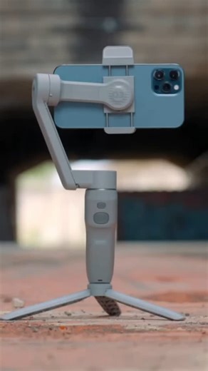 Zhiyun Smooth-Q3 Smartphone Gimbal Stabilizer (6 Month Warranty) Capture cinematic shots with ease! Whether you’re vlogging, live streaming, or filming creative content, the Smooth-Q3 is your ultimate smartphone stabilizer. 📱💡 🔥 Key Features: ✅ Compact Folding 3-Axis Stabilizer – Easy to carry anywhere ✅ Built-in Rotatable LED Light – Perfect lighting for every angle ✅ Landscape & Portrait Modes – For TikTok, YouTube & Instagram ✅ Live Streaming via Mobile App ✅ Smart Tracking 3.0 & Gesture C