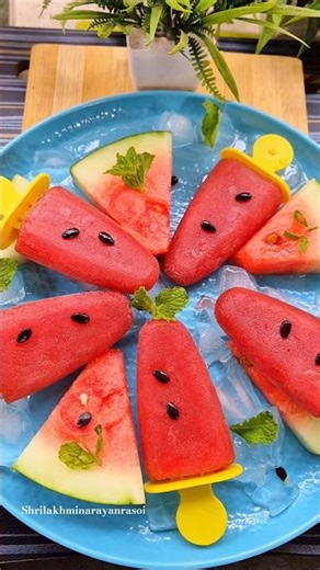 4 ingredients watermelon popsicle recipe in 10 minutes#recipe#summershorts #foodshorts#shorts#sweet
