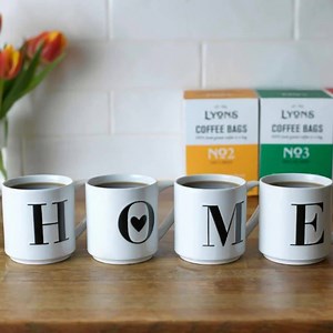 Lyons Coffee bags are the quick & easy way to enjoy great tasting coffee at home or on-the-go. 👌 You can pack your coffee bags in your bag & never compromise on fresh tasting coffee again - simple! | Lyons Coffee