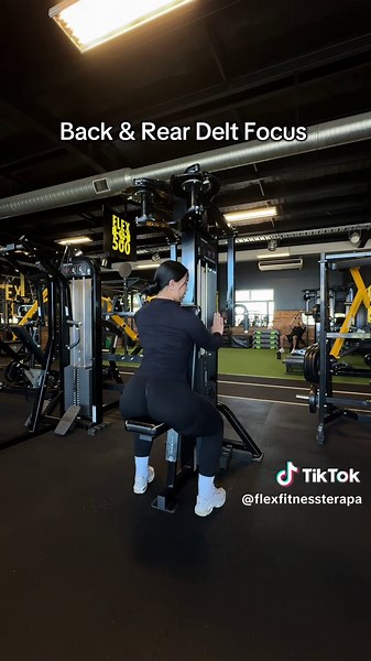 Back again with another machine demonstration from Aloha. If you haven’t used this machine before then we recommend you give it go to get a good chest pump and a sexy back! #gymtok #machinedemo #demonstration #coach #fitness #strong #weightlifting #gym #fyp