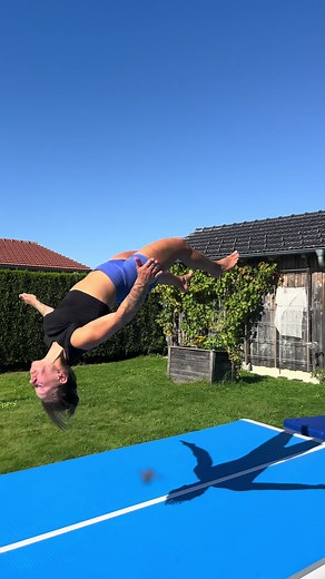 Tumbling Gymnastics Techniques with mx_ronja