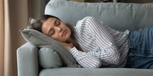 This Navy SEAL Sleep Trick Will Give You The ‘Best Nap Of Your Life’ In Just 8 Minutes