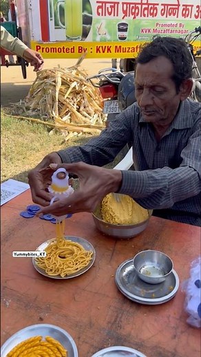 World’s smallest Namkeen making machine 😳😳 #creatingforindia #shorts #indianstreetfood