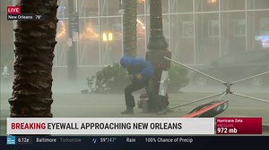 New Orleans, Louisiana is in the northern eyewall of Hurricane #Zeta. Here's a look at how strong this storm is. | The Weather Channel