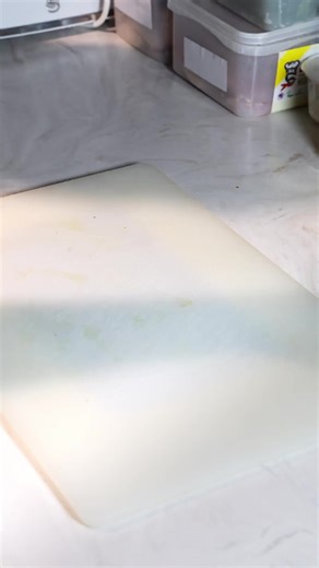 Building the perfect halloumi club, one layer at a time 🥪 Crispy halloumi, fresh layers, unreal flavour 🤍