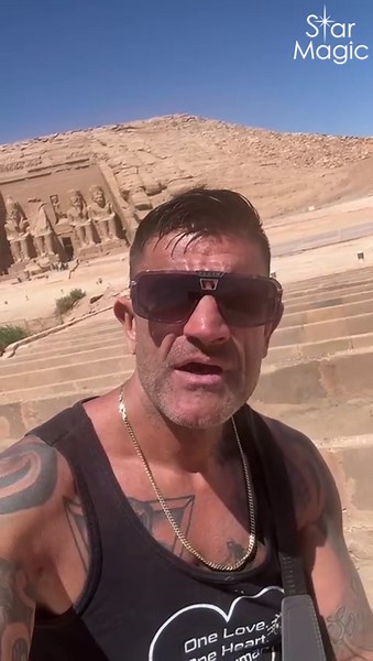 Frequency is your cosmic passport. The higher your resonance, the more doors to unseen realms swing wide open. 🛸🔮 #CosmicEnergy #FrequencyShift #BeyondTheVeil #MultiverseAwakening #AscendHigher