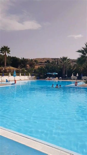 Video di Salvatore Risplendente (@salvatorerisplend) con Busindre Reel - David Ferrero & Pedro del Moral