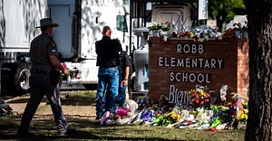 Official Gives Timeline of Student 911 Calls During Uvalde Shooting