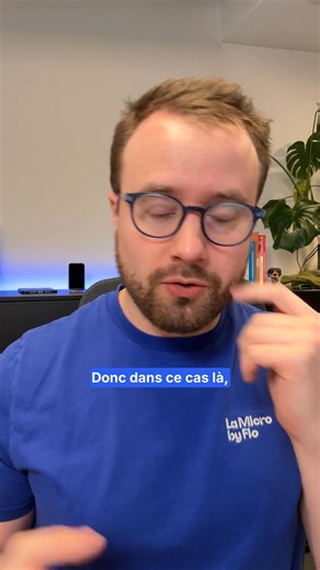 Comment déclarer tes chèques à l'URSSAF en micro-entreprise ? 💸 C’est hyper simple : 👉 Tu déclares le jour où tu reçois physiquement le chèque en main propre. - ❌ Pas le jour où il apparaît sur ton compte bancaire - ❌ Pas la date écrite sur le chèque - ✅ Seulement quand tu l'as matériellement reçu ✋ Par exemple : Tu reçois un chèque le 30 janvier → l’encaissement est visible début février → Tu le déclares dans ton CA de janvier 💸 💬 Et toi, tu utilises encore les chèques ? | La Micro by Flo