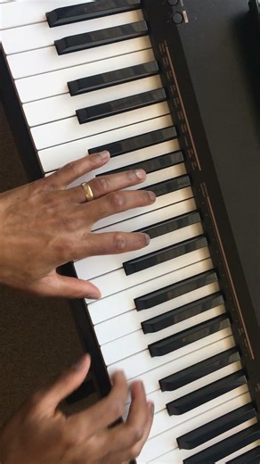 Play This Gb7 Blues/Jazz Piano Lick (Piano Tutorial)