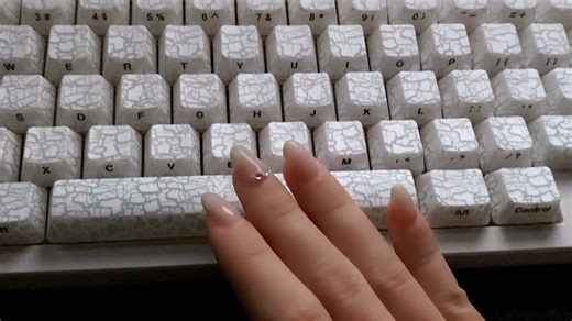 Creating a Gaming Atmosphere with Colorful Keyboards