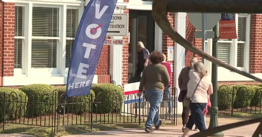 People in Decatur county head to the polls as early voting in Georgia begins