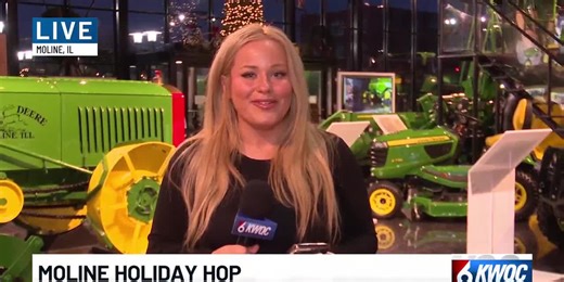 Holiday Hop in downtown Moline offers interactive activities