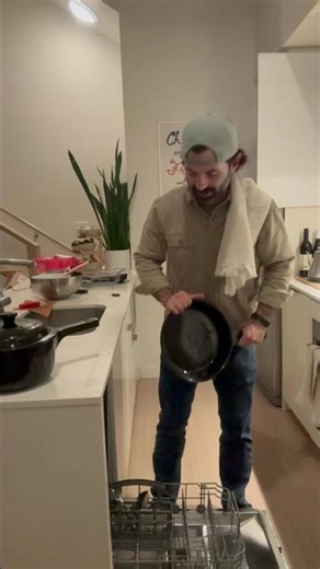 100% ceramic, non-toxic, AND dishwasher safe. 🎉