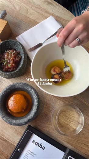 Savour the festivities with Emba ✨ Welcome to seasonal dining at its best, complete with showstopping pairings and flavours with an inviting atmosphere that will keep you coming all year round. Celebrate the most magical time of the year with Emba and enjoy fantastic seasonal produce and menu delights, perfect for gathering round a table with loved ones whilst dining with style. Every visit is different and every meal is unique, book Emba to try out this fantastic spot for yourself. [Emba Leeds,