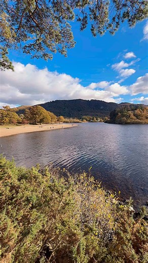 “Lakeland Views” . The Jaws of Borrowdale from Friars Crag 🤩😎😍 . Yours from the fells. Steve (and camera) 🙏📸⛰️🇬🇧 . Thanks to @kentdalejaguarlandrover @inov_8 . #weekend #view #peace #bliss #sunday #sundayfunday #mist #run #walk #views #cumbria #fyp #lakes #lakedistrictnationalpark #lakedistrict #cumbria #throwback #instadaily #daily #naturelovers #newpost #naturephotos #outdoors #thegreatoutdoors #inspire | Lakeland Walks & Talks