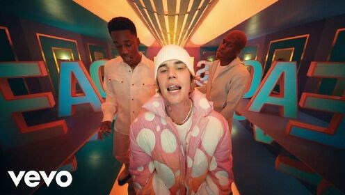 贾斯汀比伯新单《Peaches》官方MV超清大首播