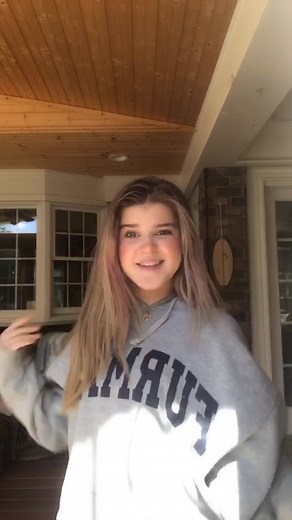 did i just make up a dance to the statistics song? yes. #foryoupage #fyp #statistics #timothèechalamet #loungewear #stayhomestaystrong