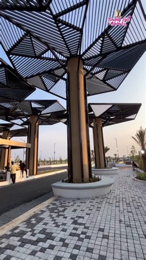 Anitha on Instagram: "Makkale இப்படி ஒரு வீடு😲👌 Welcome to Indraprastha: South India's FIRST World-Class Luxury Community! ✨ Kangeyam's First Private Gated community with Clubhouse! ​Unlock a lifestyle that exceeds every expectation. Starting October 12, 2025, you can secure your piece of the 21-Acre Premium Gated Community offering 300+ Luxury Residential Plots. ​Your future home comes with over 20+ world-class amenities designed for your well-being and leisure: ​🏊 Recharge & Relax: Swimming