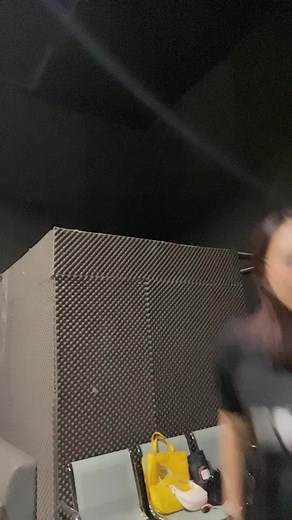 Hand Gestures Explained: A Deep Dive into Body Language