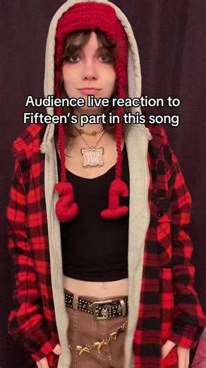 She had the audience in 5 SECONDS ?! #bfdififteen #fifteenbfdi #algebraliens #abarbershophaircutthatcostsaquarter #objectshowcommunity