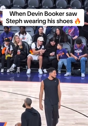 Devin Booker Reacts to Steph Curry's Sneaker Choice
