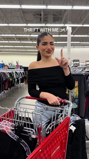 Thrift Shopping Haul: Unique Dresses, Denim Purses, Sunglasses, and More!