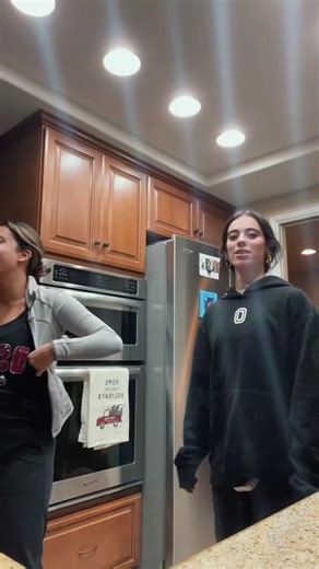 Fun Kitchen Dance Routine with Coordination and Style