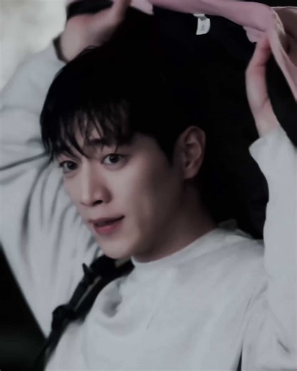 he’s so fine || sp:xkdramapacks cc:mine ib:me #boyfriendondemand #vsp #foryoupage #blowup #kdrama || @t @layna