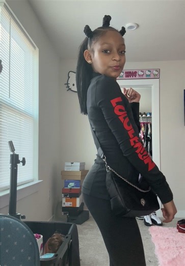 Lai wanted to do a GRWM yesterday 😂❤️ lil extra self @lululemon @KURT GEIGER #labkidz #lululemon #kurtgeiger #viral #grwm