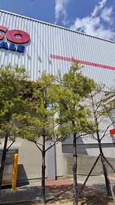 Definitely worth a trip to Costco in Busan South Korea. Just like the one in Japan they have food like no other. I wish I had a stove in my hotel room. Video captured on @meta glasses. Finding it’s a pretty handy travel tool. #travel #travelingram #traveling @costco @meta | Glenn Nishida