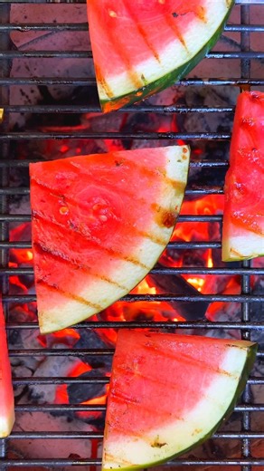 15K views · 40 reactions | If you haven't tried grilled watermelon before, put it on your summer bucket list! It caramelizes the melon's sweetness and gives it a subtle, smoky flavor: https://the-kitchn.visitlink.me/YSQWtj #thekitchn #watermelon #grilling #grillingseason #summervibes | The Kitchn | Facebook