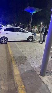 Con alcoholemia positiva Subió con el vehículo a la Plaza 25 Mayo | Noticias Data