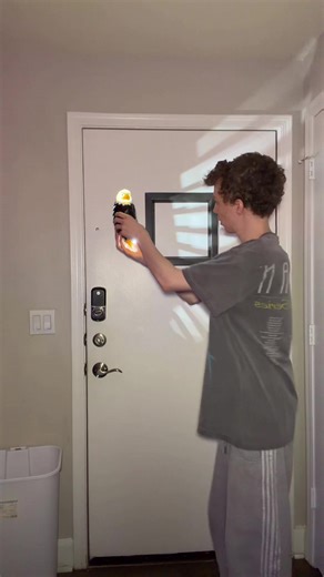 Super cool eagle projection lamp definitely recommend checking it out #eagle #usa #lamp #tiktokshopfinds #foryoupage