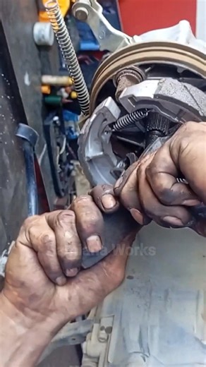 10K views · 27 reactions | Tips and tricks how to install brake shoes #mechanic #repair #autombile #maintenace #samianaworks | Samiana Works Shop | Facebook