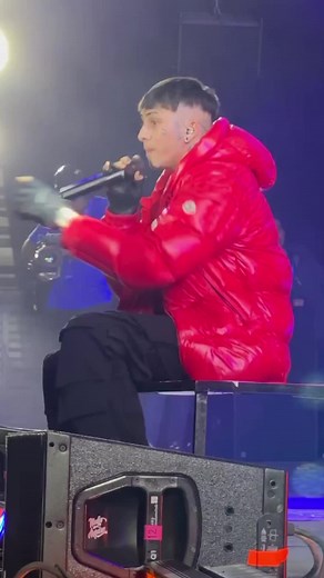 — KHEA cantando 'REMEMBER ME' en el Ubeat Live México, en CDMX. 🇲🇽❤️ • @KHEA #khea #kheayf #kheayoungflex #ubeatlive #ubeatlivemx