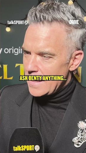 Robbie Williams REVEALS the one burning question he wants Darren Bent & Andy Goldstein to answer! 👊🤣