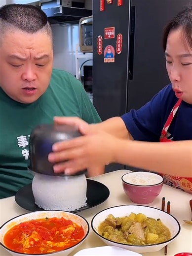 Funny Couples Eating Challenge