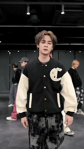 WayV 'Poppin' Love (心动预告)' Dance Practice