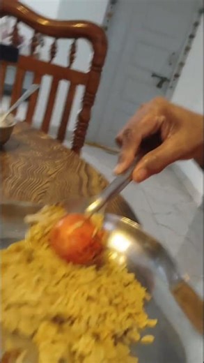 egg biryani super with capsicum curry.