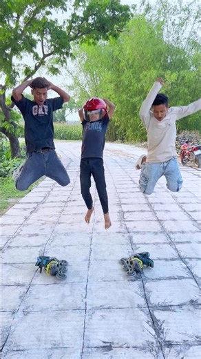 Next Level Skating Tricks 😎 | Full Attitude Ride 💥” #roadskating #rollerskating #shorts